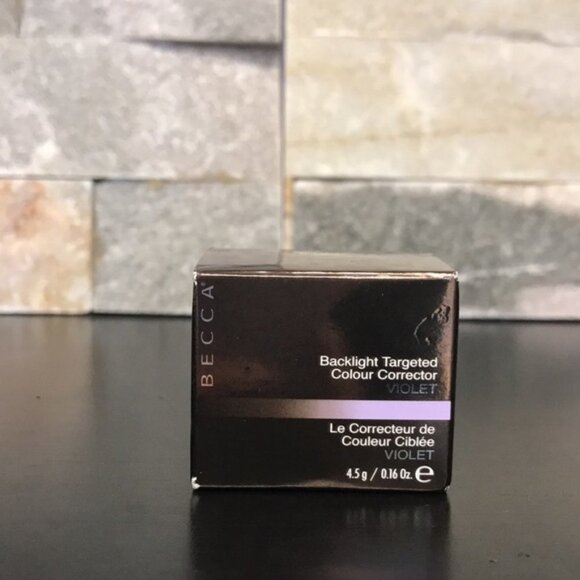 Becca Backlight Targeted Colour Corrector Violet - Picture 3 of 7